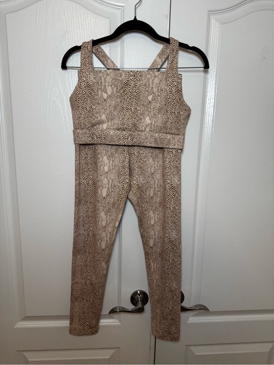 Kavala Other - Kavala Snakeskin Activewear Set Tan Cream Sports Bra & Leggings